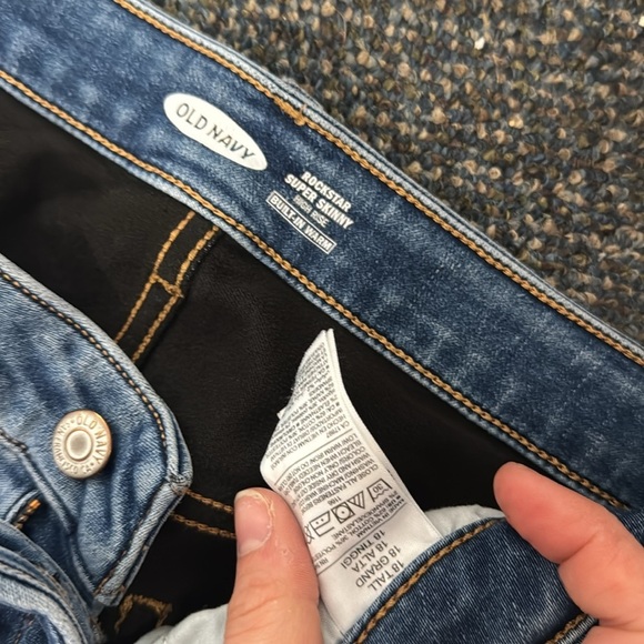 Old navy skinny built-in warm jeans 16 tall // 072329 - Picture 2 of 2